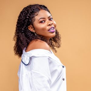 Sista Ginna, Biography (Age And Career)
