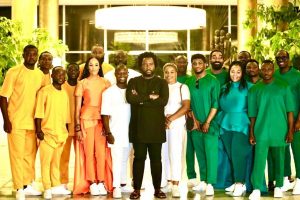 Sonnie Badu stirs up thousands of worshippers at Ivory Coast amidst heavy rains