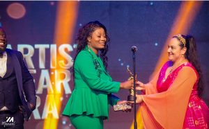 Millicent Yankey Wins Female Diaspora Artiste Of The Year At Praise Achievement Awards 22
