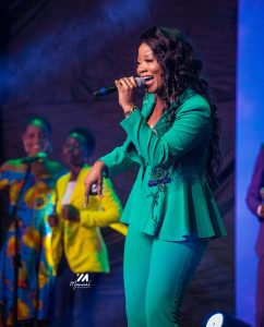 Millicent Yankey Wins Female Diaspora Artiste Of The Year At Praise Achievement Awards 22